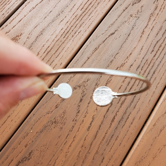 Silver Simple Cuff Bracelet Rhinestones Classic Glam Preppy Delicate Dainty Work - Picture 5 of 6